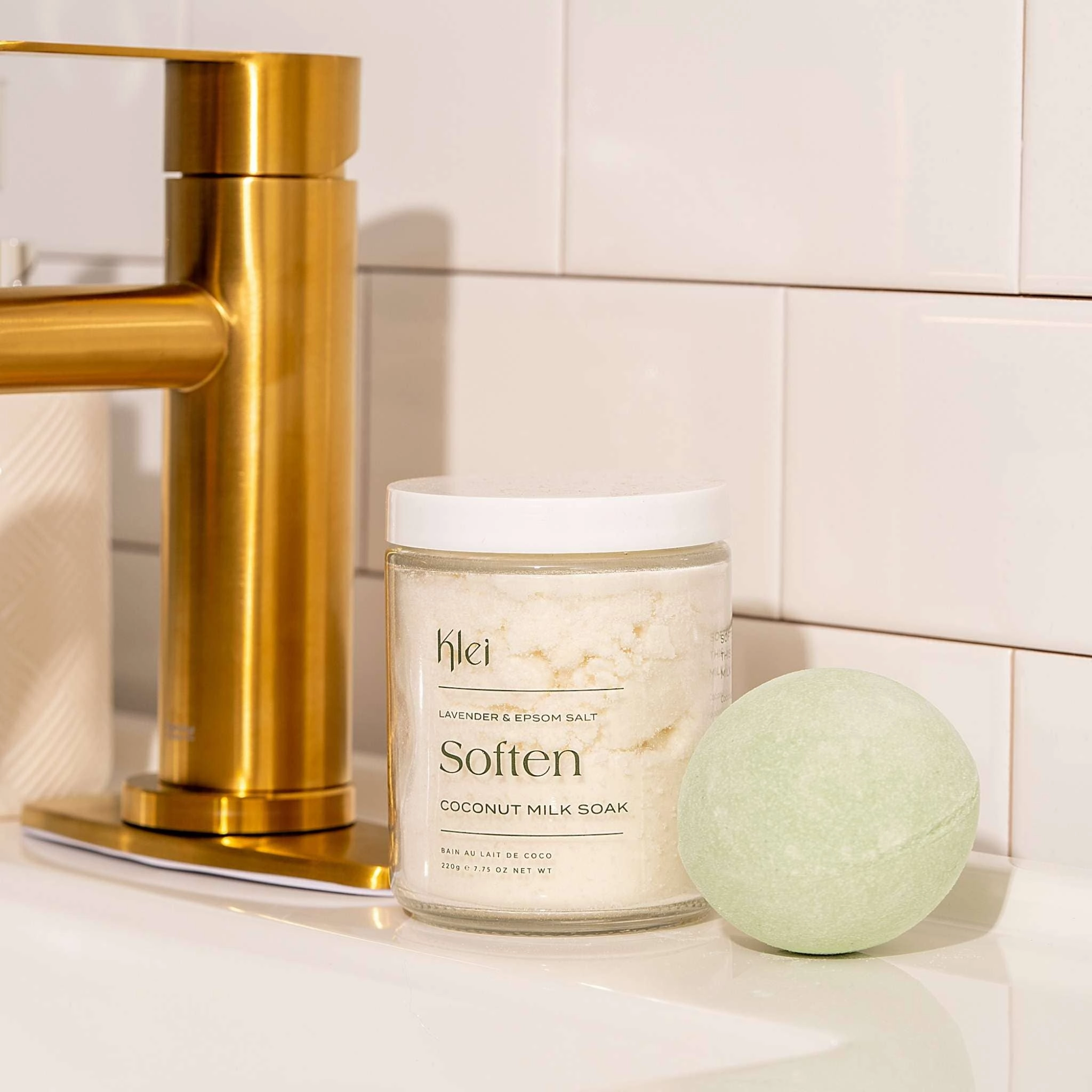 Calm Lavender & Spearmint Avocado Oil Natural Bath Bomb