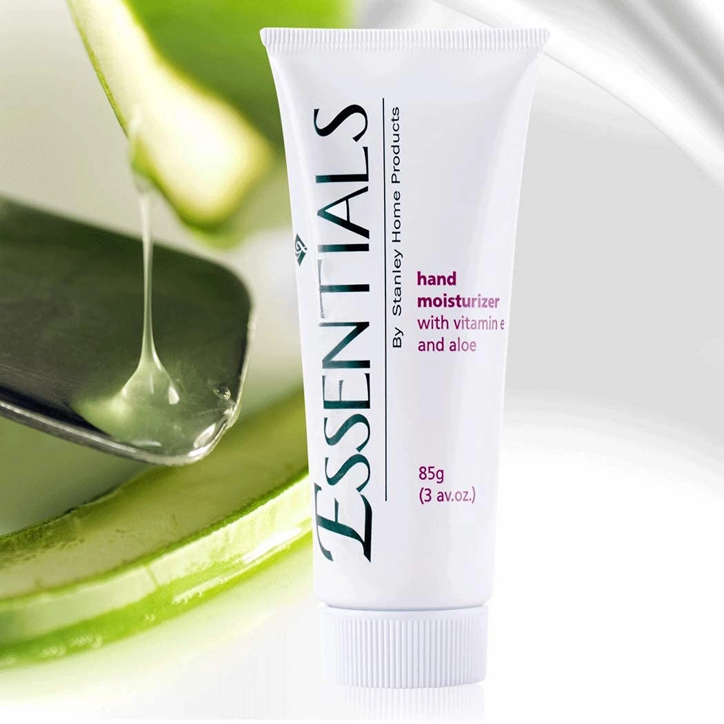 STANLEY HOME PRODUCTS Hand Moisturizer - Skin Relief Protectant For Dry Chapped Skin - Extracts Of Violet, Rosemary, Clary, Rose Flower, Chamomile, Geranium, Aloe, Vitamin E - Naturally Fragranced